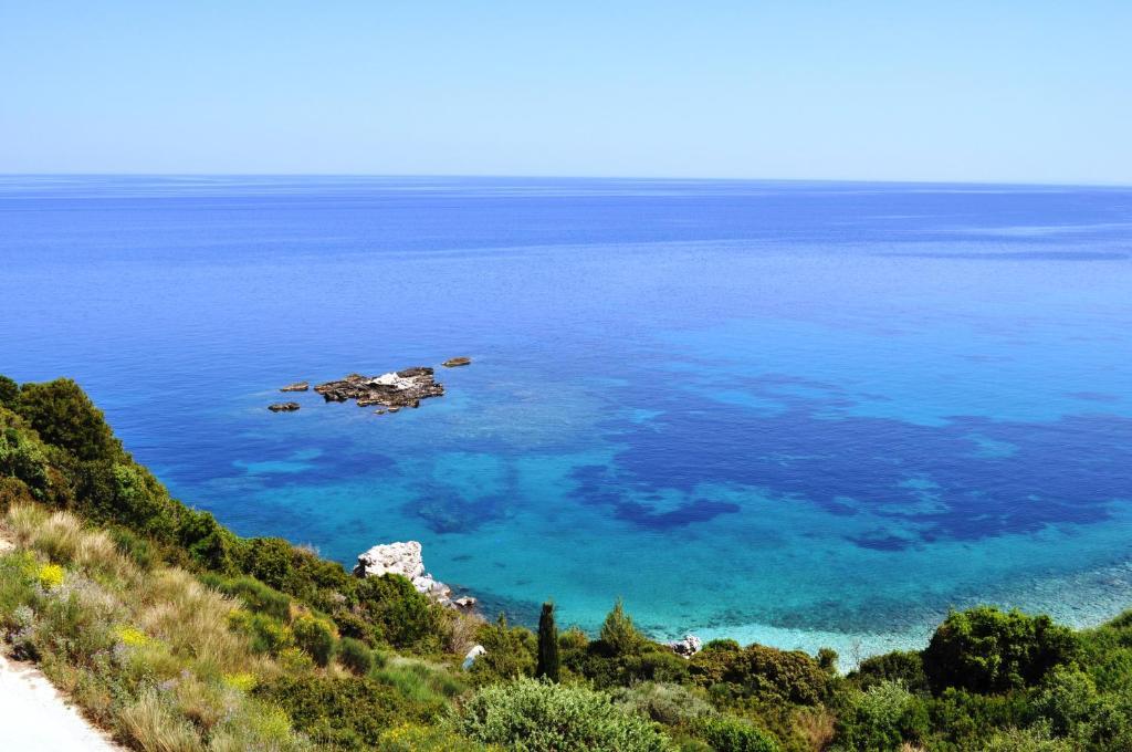 Mari-Christi Apartments Poros  ภายนอก รูปภาพ